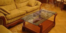 Журнальный столик. Лазерная гравировка стекла. Стекло металлизированное. Интерьер квартиры