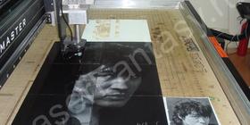 Натуральный мрамор. Портрет В. Цоя. Портрет на памятник. Изделие из натурального камня. Природный камень. Изготовление памятников