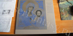 Гравировка на керамограните. Икона в цвете. Оформление памятников.